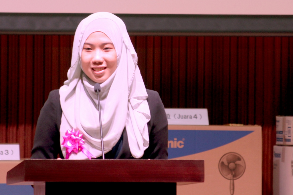 Ninda Murtisari Juara Harapan 1 Lomba Pidato Bahasa Jepang The Japan Foundation Tingkat Nasional