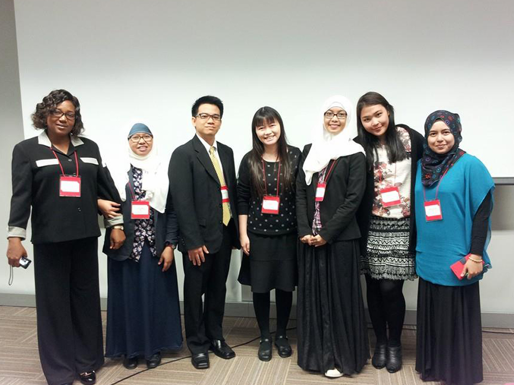 Mahasiswa dan Dosen Prodi Sastra Jepang Universitas Al Azhar Indonesia Sebagai Pemakalah dalam Seminar Internasional SCLL di Osaka, Jepang